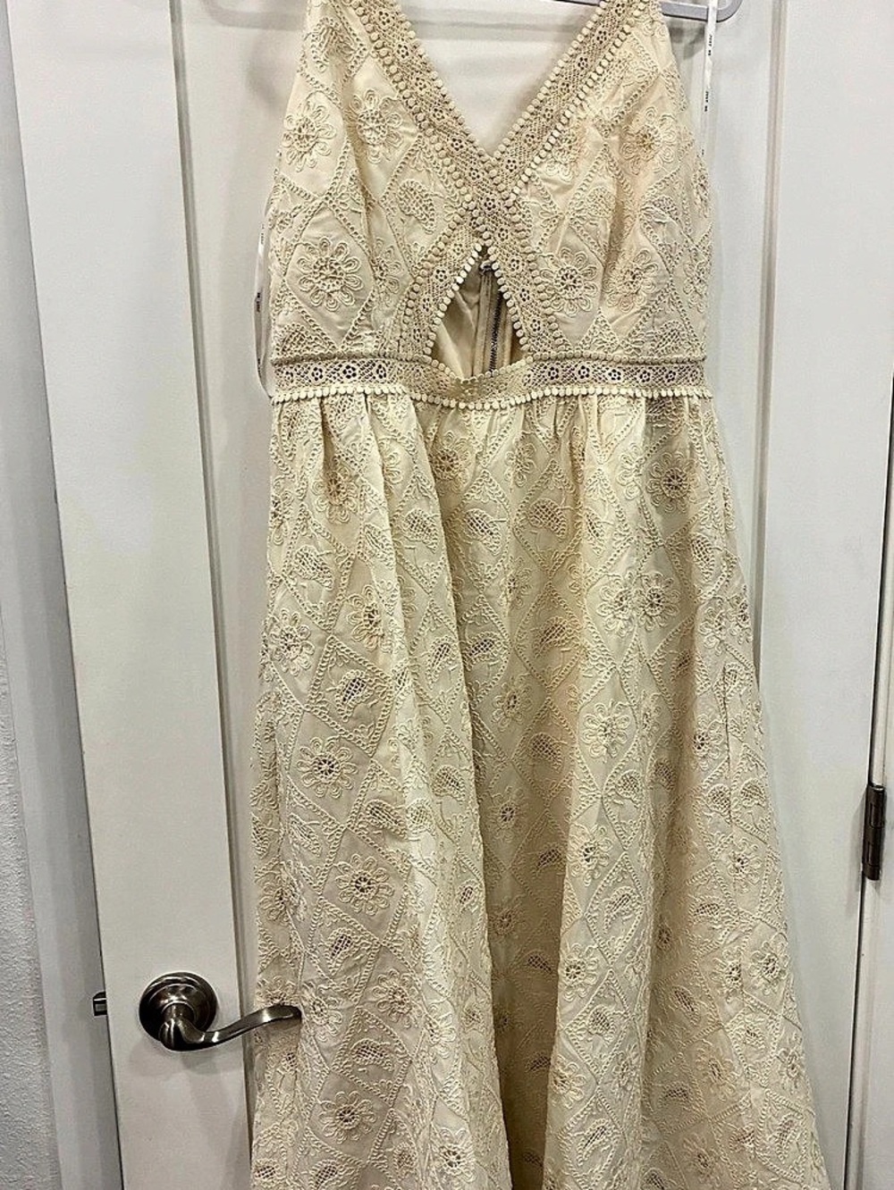 Just Me Floral Lace Midi Dress in Cream-large